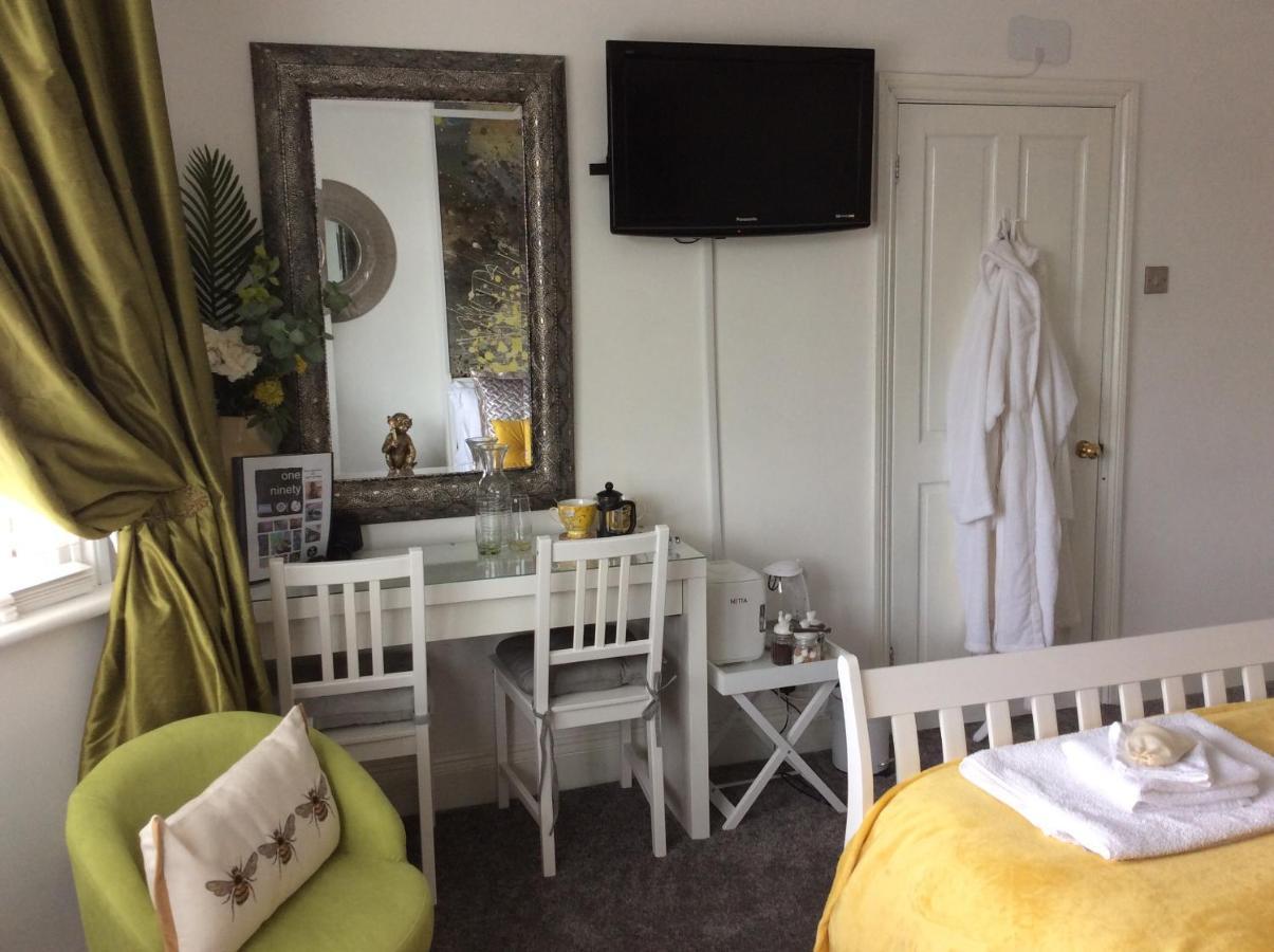 One Ninety Boutique Accommodation Burnham-on-Sea Екстериор снимка